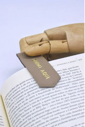 Soneca leather magnetic bookmark - KOPLIN SHOP