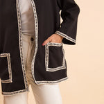 Black embroider manteau